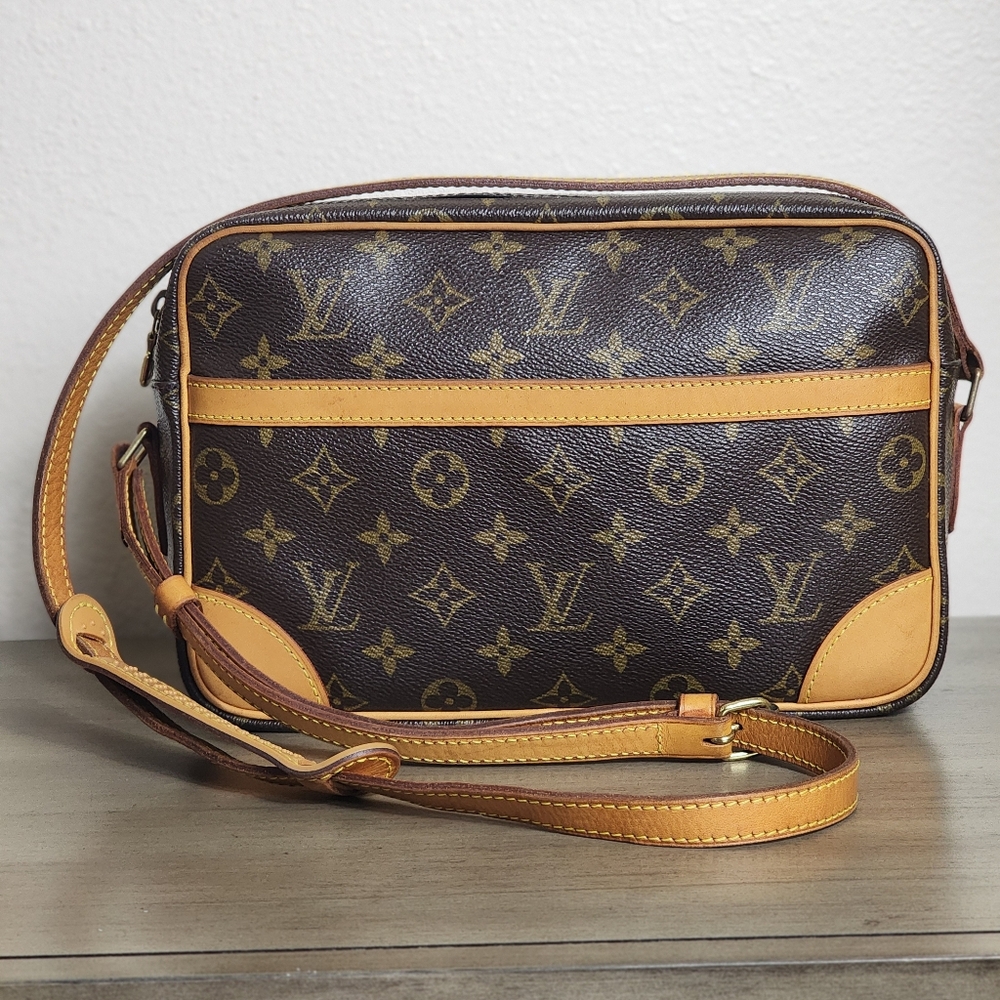 AUTHENTIC vintage TROCADERO 26 (MM) louis Vuitton
